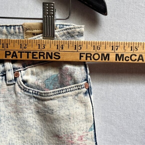 Insight beautiful scenery printed mid rise slim denim Sz 31” - Picture 11 of 14